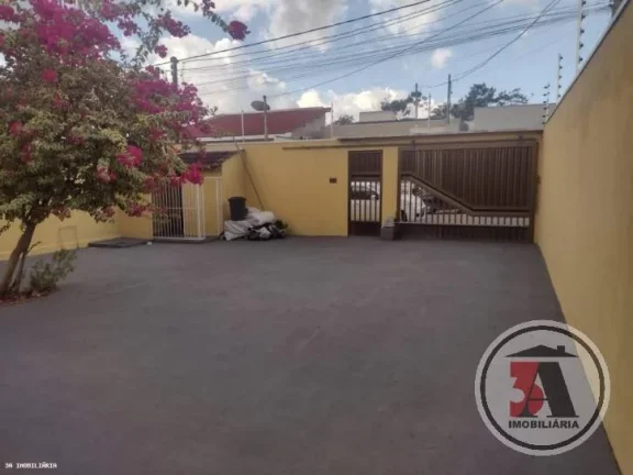 Imagem Casa dormitórios no Condominio Canaã