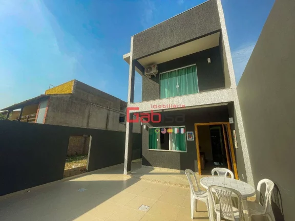 Imagem Casa com 4 dormitórios à venda, 200 m² por R$ 497.000,00 - Guriri - Cabo Frio/RJ