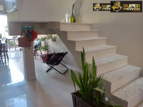 Imagem Casa Alto Padrão para Venda em Laranjal Pelotas-RS - 1041