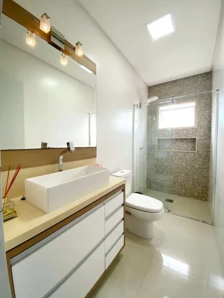 Imagem Casa à Venda, 06 Dormitórios(2 suítes), 165m2, Vaga, Trindade - Florianópolis/SC