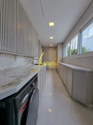 Imagem Sobrado Novo Enseada com 04 suítes, com dois lotes Beira lago