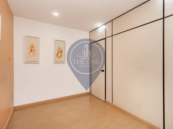 Imagem Conjunto Comercial à Venda em São Paulo-SP, Bairro Bosque da Saúde: 1 Sala, 1 Vaga, 40m² de Área