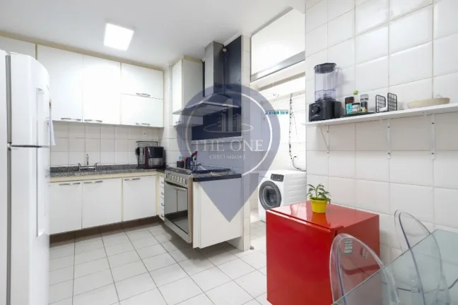 Imagem Apartamento à venda no Planalto Paulista, São Paulo-SP com 3 quartos, 1 suíte, 2 salas, 4 banheiros, 3 vagas de garagem e 104,00 m² de área.
