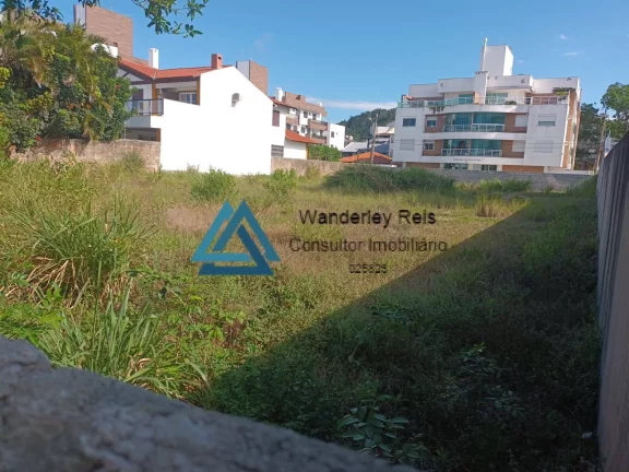 Imagem Terreno frente mar em Canasvieiras - Pé na areia