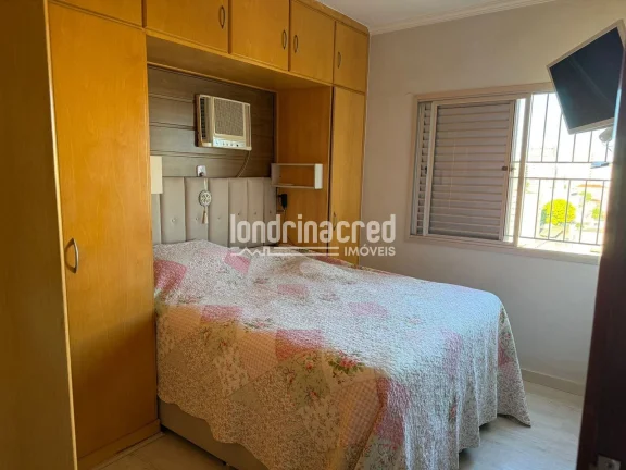 Imagem Apartamento no Edifício Torres Brasil com 3 dormitórios (1 suíte), sacada, 2 vagas de garagem e 92m² de área útil — conforto, espaço e ótima localização!