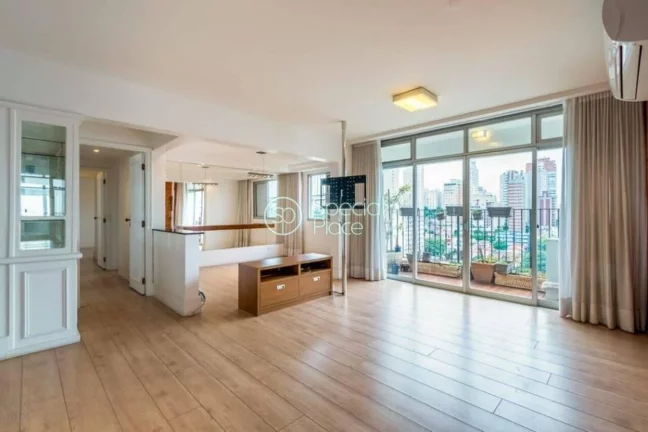 Imagem Ótima cobertura em Perdizes com 237m² divididos em dois pavimentos. No primeiro piso temos um óti...