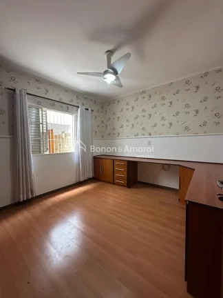 Imagem Casa Térrea para Locação 04 quartos na Vila Bressani, Paulínia SP

Casa térrea versátil, ideal...