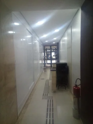 Imagem Sala/banheiro 32m² Metrô República