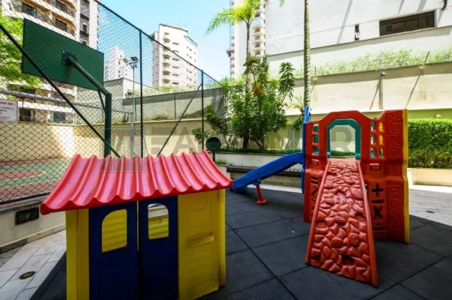 Imagem Cobertura Duplex de tirar o fôlego com vista 360º para os Jardins, oferecendo uma combinação perfeita de privacidade, conforto e sofisticação. No pis