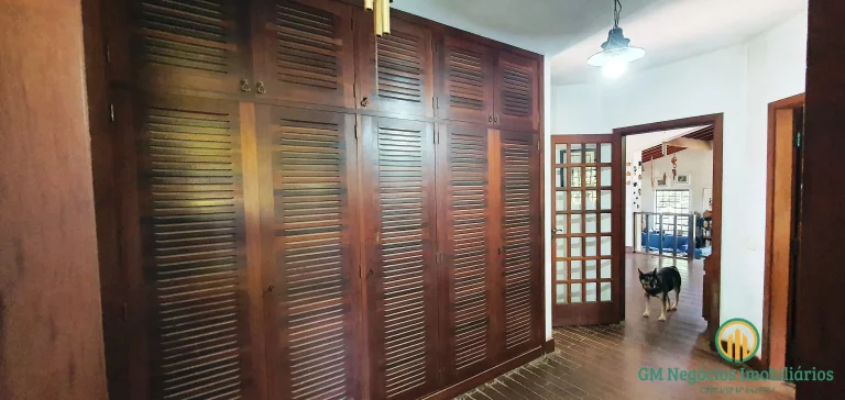 Imagem Oportunidade! Casa estilo chácara em condomínio