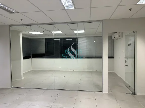 Imagem Conjunto Comercial à Venda em Bela Vista - São Paulo/SP.