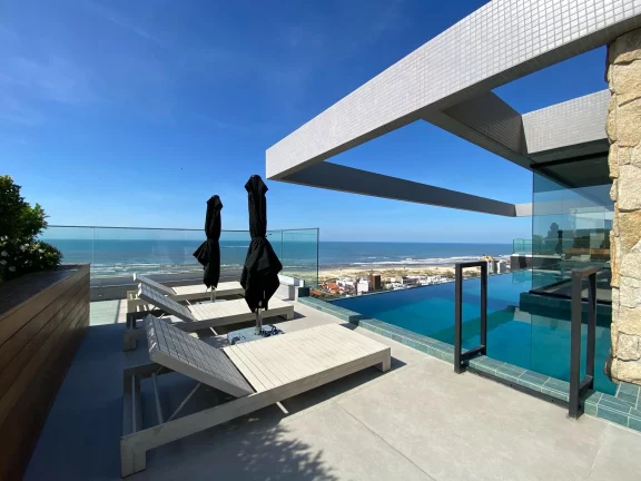 Imagem Apartamento à venda em Torres, Predial, com 3 quartos, 142,4m²