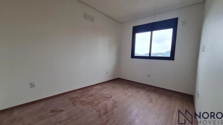 Imagem Apartamento 2 dormitório com 1 Suíte com Box para 2 carros