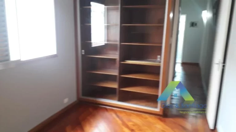 Imagem VENHA MORAR NA ACLIMÇÃO EXCELENTE SOBRADO 3 DORMITORIOS, 2 VAGAS COM EXCELENTE LOCALIZAÇÃO E VALOR !