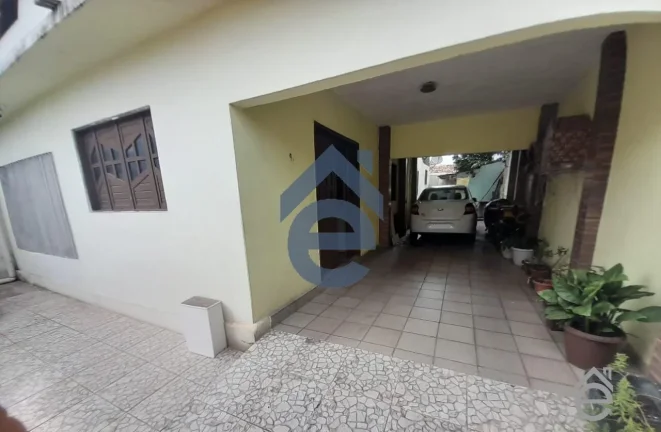 Imagem Casa com primeiro andar à venda próximo ao Shopping Pátio e UNIMA, no Benedito B