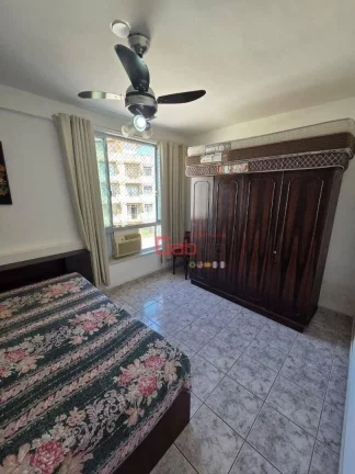Imagem Apartamento com 2 dormitórios à venda, 75 m² por R$ 350.000,00 - Praia do Forte - Cabo Frio/RJ