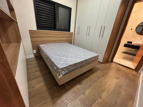 Imagem Casa térrea moderna e completa em condomínio fechado, semi mobiliada.