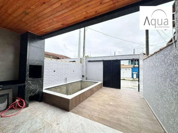 Imagem Casa para Venda em Itanhaém, Tupy, 2 dormitórios, 1 suíte, 2 banheiros, 2 vagas
