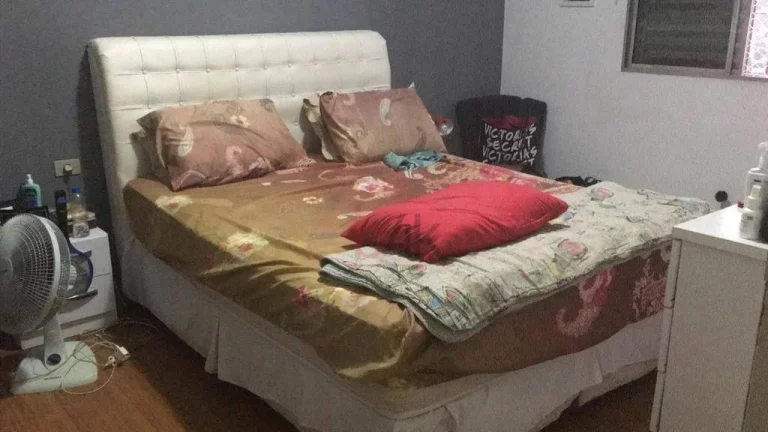 Imagem Casa à venda no Brooklin, Rua Califórnia, 3 quartos sendo 1 suíte, 220m², 3 vagas de garagem.
