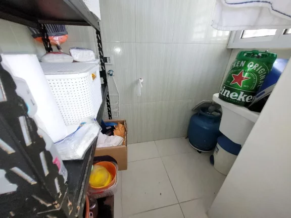 Imagem APARTAMENTO TOTALMENTE REFORMADO A 50 METROS DO MAR, 2 DORMITORIOS, 1 VAGA, TOMBO.