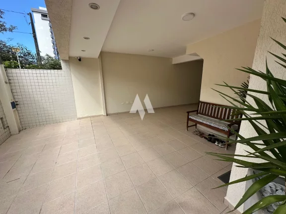 Imagem Casa moderna com 03 vagas de garagem na Aparecida!