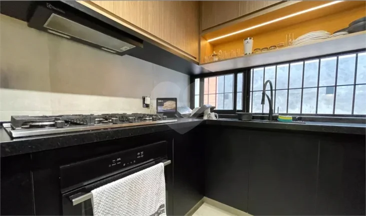 Imagem Sobrado à venda com 3 quartos, sendo 2 suítes, em Butantã, São Paulo - SP