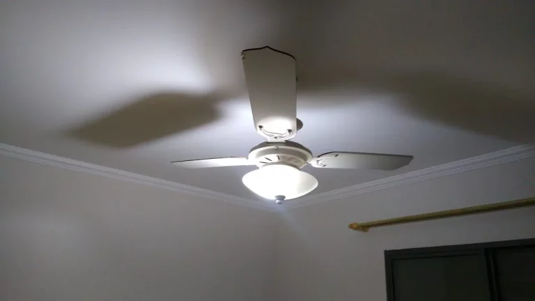 Imagem Ótimo apartamento na área central próximo ao Sesc, com 2 quartos sendo 1 com armário embutido, s...