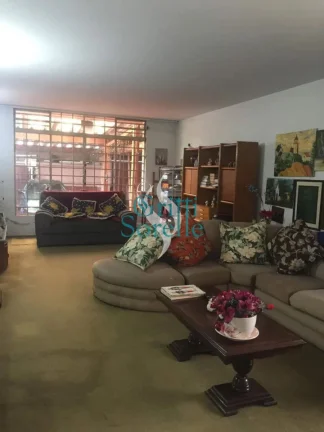 Imagem Casa/Sobrado à Venda em Vila Cordeiro - São Paulo/SP.