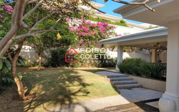 Imagem "Pronto para Morar" Casa de alto padrão à venda no Alphaville Campinas. Com um design moderno e bem iluminado