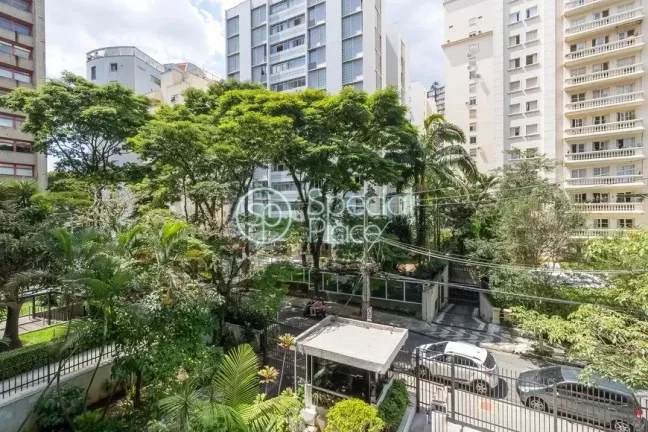Imagem Apto com 129,23m² no Itaim Bibi Sala ampla para 2 ambientes com cozinha integrada e armários plane...