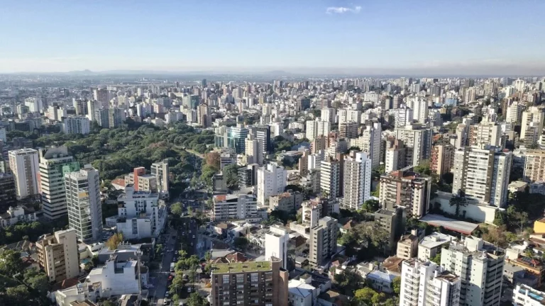Imagem Apartamento à venda em Porto Alegre, Rio Branco, com 3 quartos, 124m2