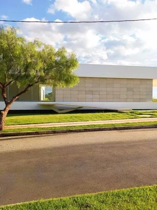 Imagem Residência Contemporânea de Alto Padrão no Condomínio Valle da Serra –Betim