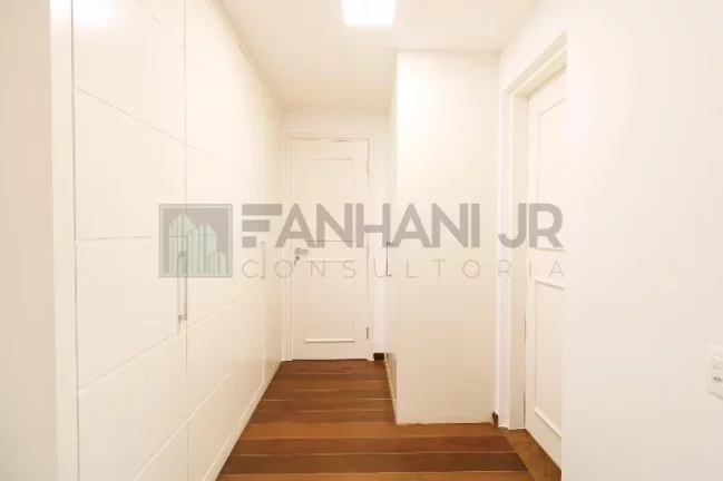 Imagem Apartamento de luxo para locação no Itaim Bibi, São Paulo-SP: 3 quartos, 3 suítes, 3 salas, 4 banheiros, 3 vagas e 172m².