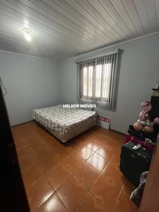 Imagem Casa a venda com 03 dormitórios localizado no Bairro São Vicente em Itajaí