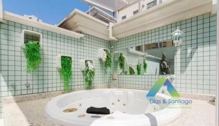 Imagem Casa em condomínio 380 metros, 3 dormitórios, 3 suítes, 3 vagas com excelente localização e valor !!!