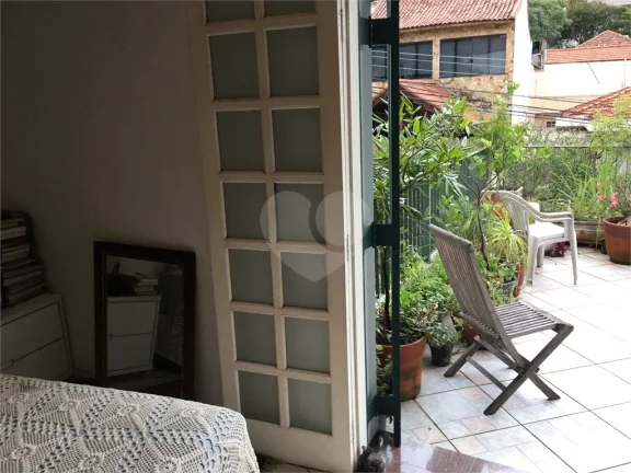 Imagem Casa à venda ou para alugar com 3 quartos, sendo 1 suíte, em Alto da Lapa, São Paulo - SP