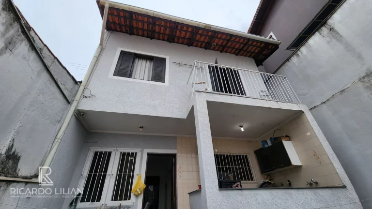 Imagem Sobrado Exclusivo no Paraventi: Conforto, Elegância e Localização Privilegiada!