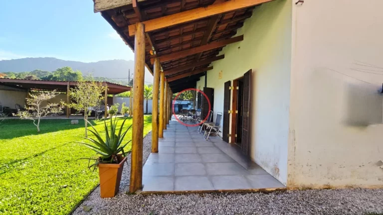 Imagem CASA A VENDA EM BOISSUCANGA, COM 3 DORMITÓRIOS, SENDO 1 SUÍTE, EM TERRENO DE 823 MT, 300 MT DE ÀREA CONSTRUÍDA,