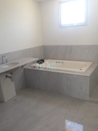 Imagem Excelente cobertura no Campo Belo com 606m² privativos, em prédio novo. Rico em iluminação natur...