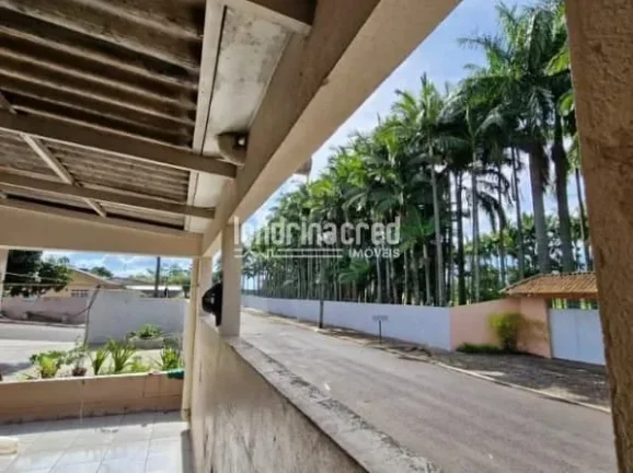 Imagem Casa à Venda em Ibiporã com 3 Quartos, 2 Banheiros, 4 Vagas de Garagem e 186 m² de Área Útil