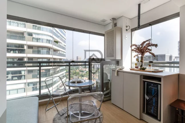Imagem Apartamento Z Pinheiros andar alto vista livre
