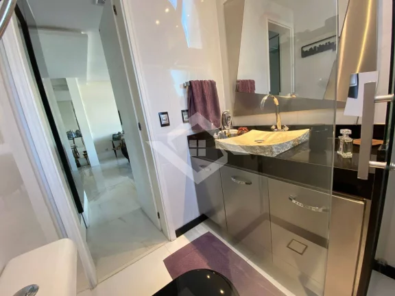 Imagem Apartamento no Waterways Barra da Tijuca: 2 Quartos, Reformado