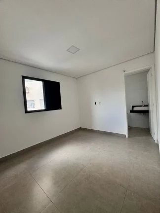 Imagem Casa Triplex Geminada - 134m² ,Arquitetura Moderna, Conforto Excepcional e na melhor localização da Praia da Enseada.