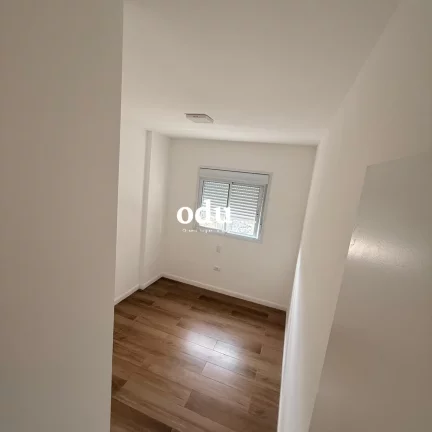 Imagem Viver na Parada Inglesa é ter a cidade aos seus pés, literalmente. Este apartamento foi feito para...