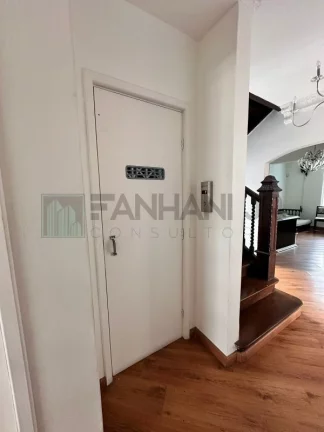 Imagem Casa Comercial de Alto Padrão no Jardim Paulista, São Paulo-SP: 6 Salas, 4 Banheiros, 8 Vagas, 375m² de Área