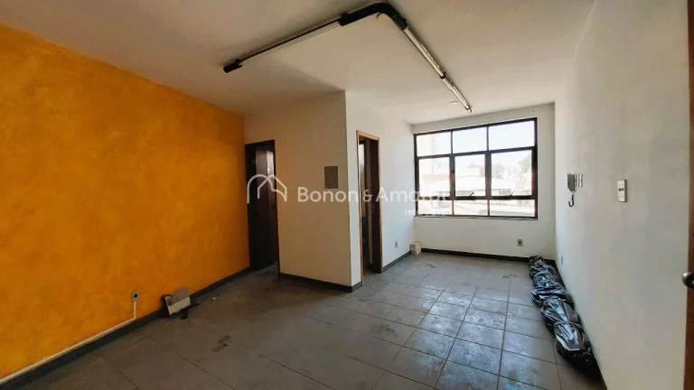 Imagem Excelente sala comercial no centro de Valinhos, disponível para venda ou locação.

Localizada no ...