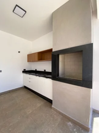 Imagem Oportunidade Única! Casa Térrea de Luxo no Condomínio Ninho Verde I Eco Residence em Porangaba, SP