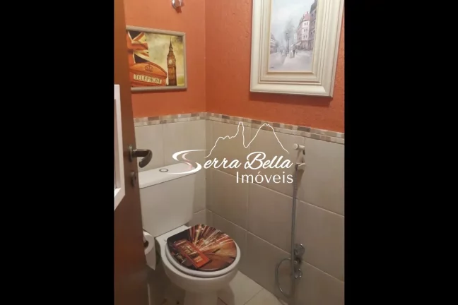 Imagem Casa com 3 dormitórios à venda, 344 m² por R$ 990.000,00 - Albuquerque - Teresópolis/RJ