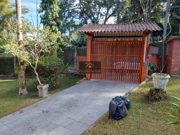 Imagem CHÁCARA EM CONDOMÍNIO PORTEIRA FECHADA ESTRADA DO EMBU PRÓXIMO ASSAÍ 3 SUÍTES PISCINA COPA COZINHA GERADOR 15 VAGAS NATUREZA EXUBERANTE FÁCIL ACESSO