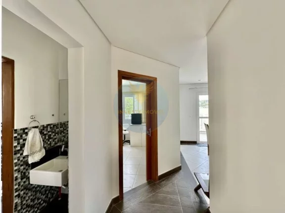 Imagem Casa em Condomínio a Venda no bairro Golf Gardens - Carapicuíba, SP
